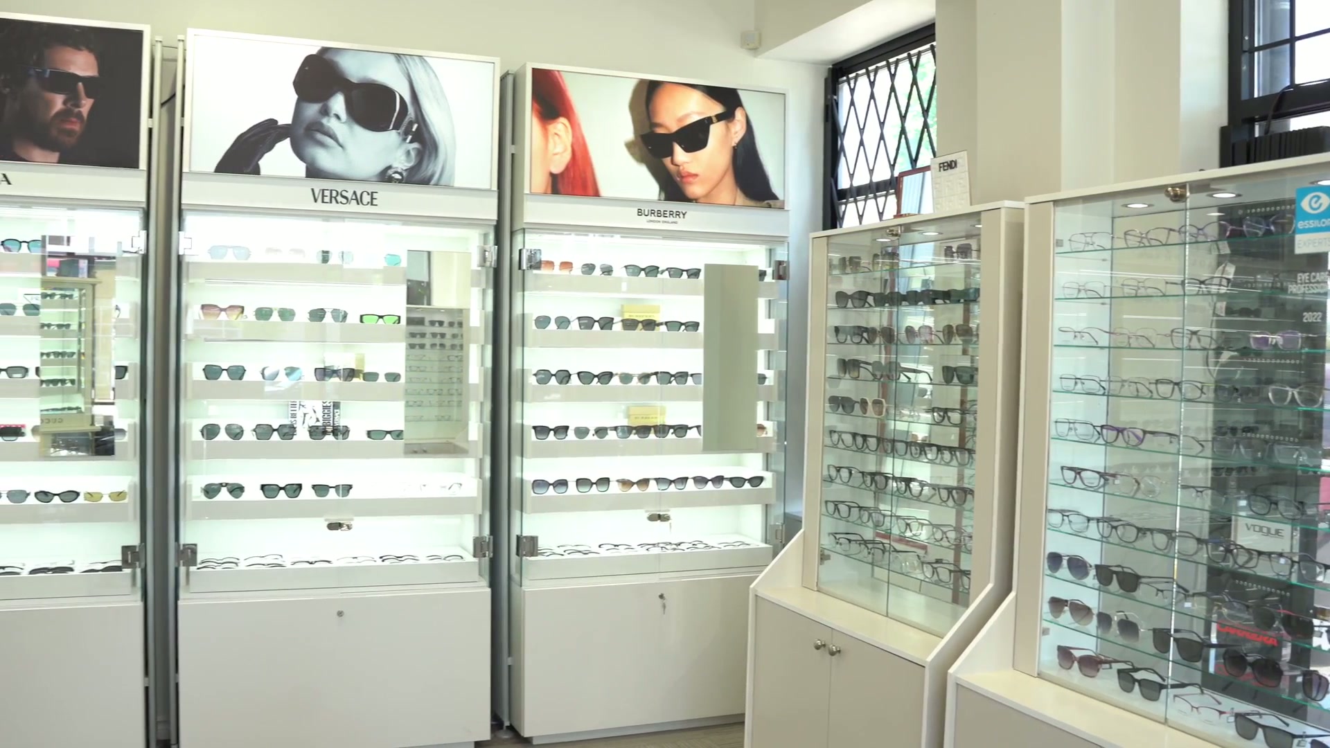 Deziner Eyecare shop